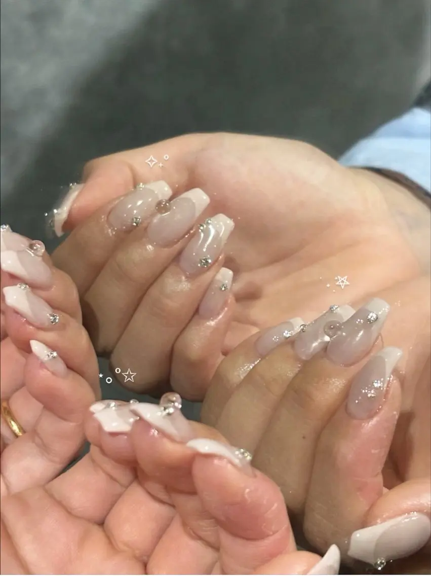 ネイル ハンドネイル mitsuki .のネイルデザイン
