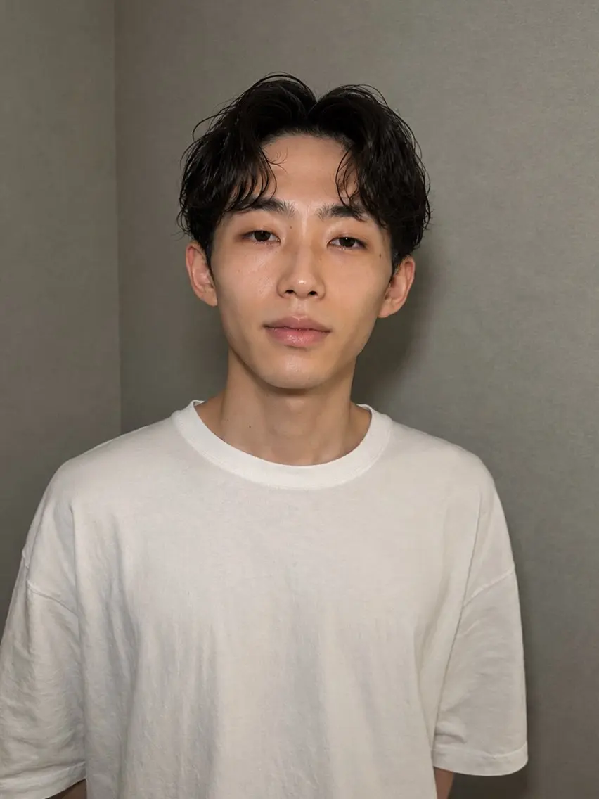 ショート パーマ メンズ カット パーマ センターパート特化 井上健太のヘアスタイル