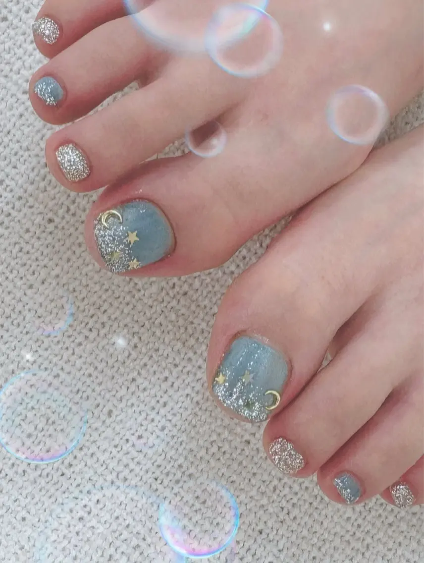 フットネイル👡💜​〜​10本やり放題【オフあり】の写真