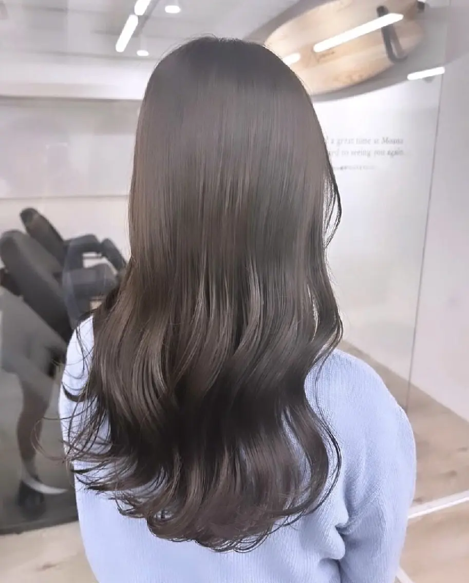 ロング カラー 【南越谷/新越谷】 Anne(諳 アン)のヘアスタイル