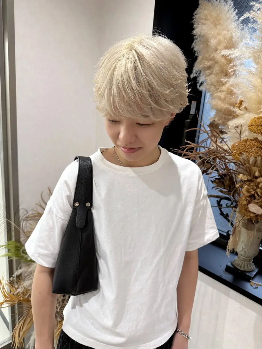ショート カラー メンズ メンズブリーチ メンズハイトーン マッシュ ブリーチ ブロンド カット ヘアカラー トリートメント 𝐑𝐲𝐮𝐤𝐢 【店長】ALEAPのヘアスタイル