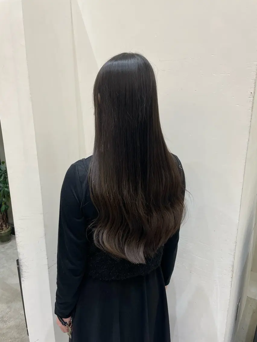 ロング 三宅 瑠偉のヘアスタイル
