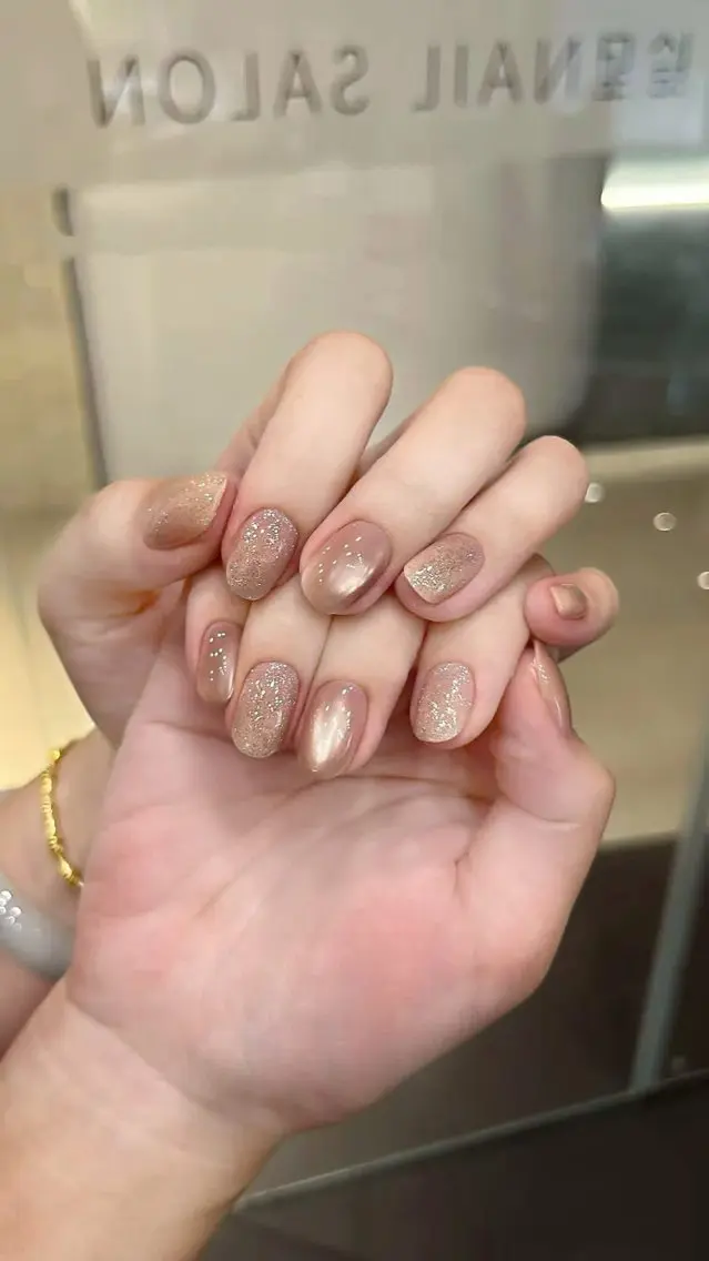 ネイル ハンドネイル T. Leeのネイルデザイン