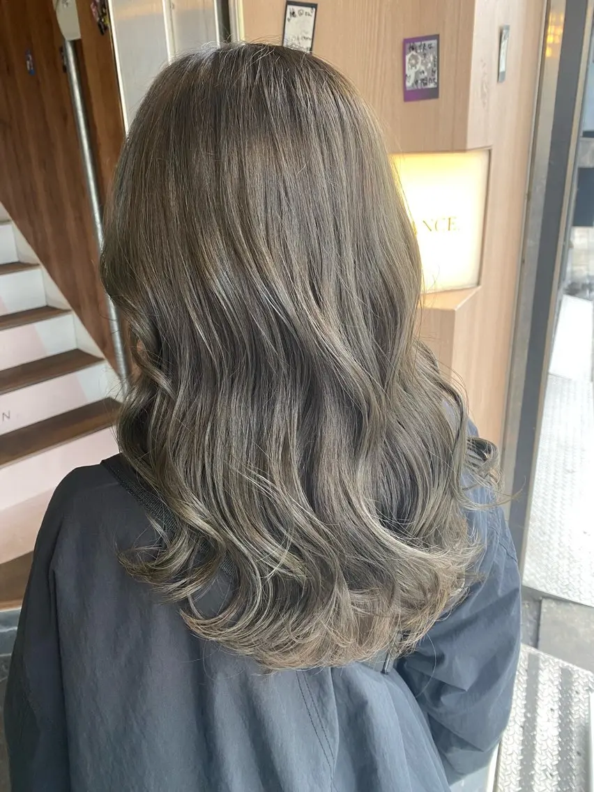 ミディアム カット ヘアカラー トリートメント 村上 ゆういのヘアスタイル