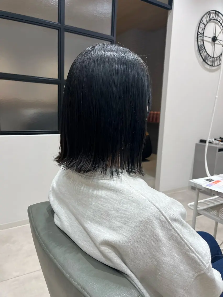 カラー ヘアカラー トリートメント カラーモデル Takahataのヘアスタイル