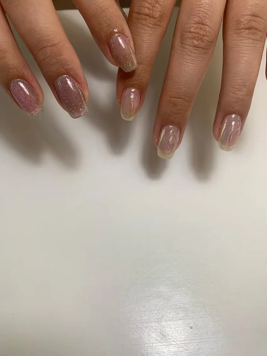 ネイル フラッシュネイル フラッシュマグ ミラーネイル ぷっくりネイル is..nail 🌷sonokoのネイルデザイン