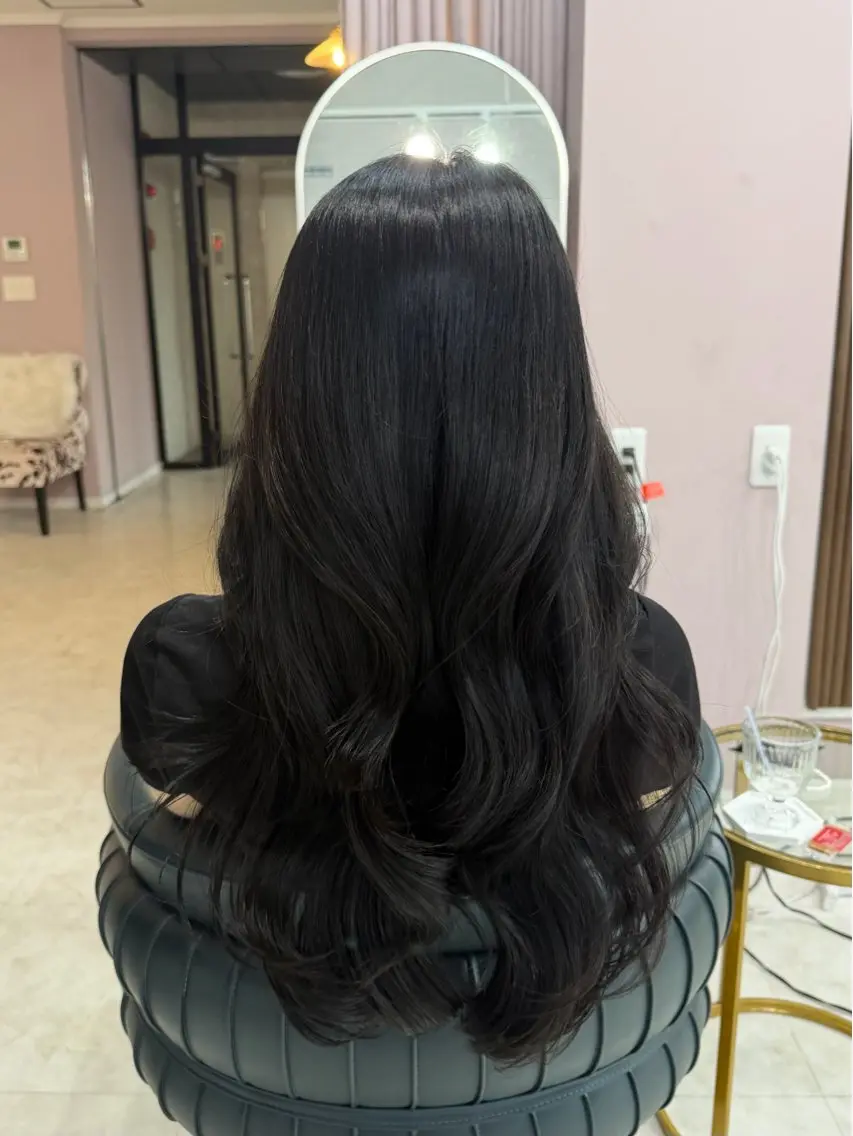 カラー che'rie MIKUのヘアスタイル