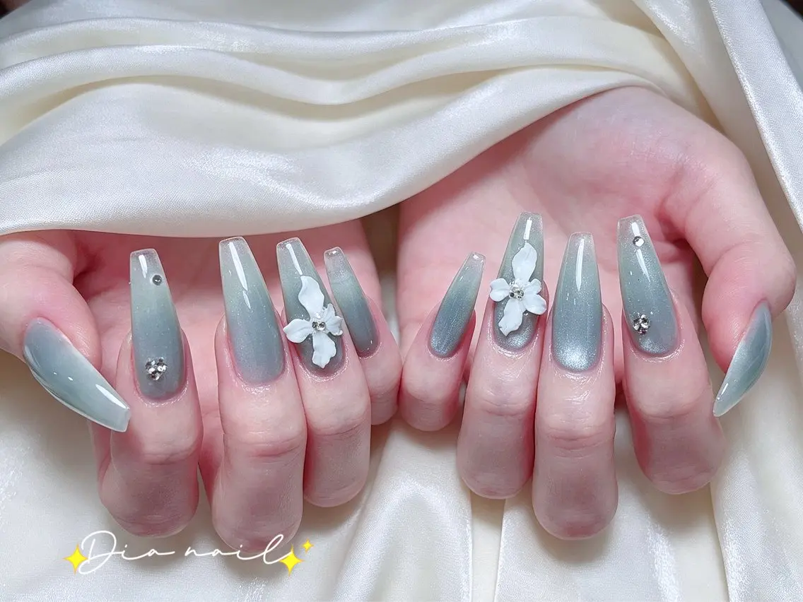 ネイル フットネイル 韓国ネイル レース マグネットネイル ニュアンスネイル ハンドネイル Dia nail サロンのネイルデザイン