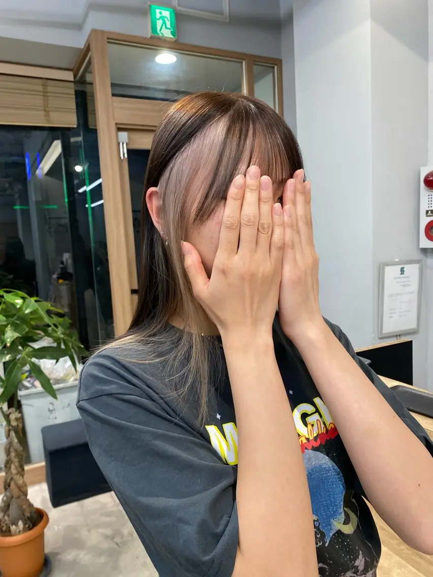 セミロング カラー 🐾Libero🐾 柏　KONOMIのヘアスタイル