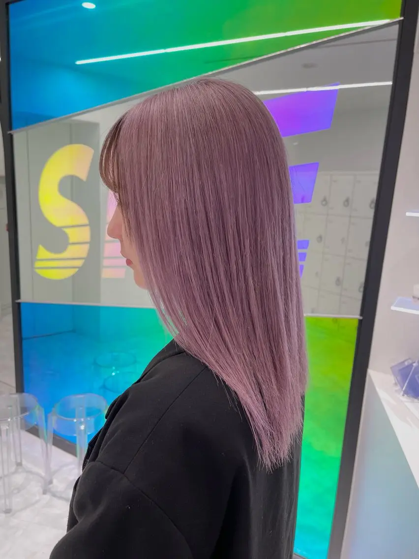 ミディアム カラー ヘアカラー 🤍💕ブリーチカラ ーAyaka💕🤍のヘアスタイル