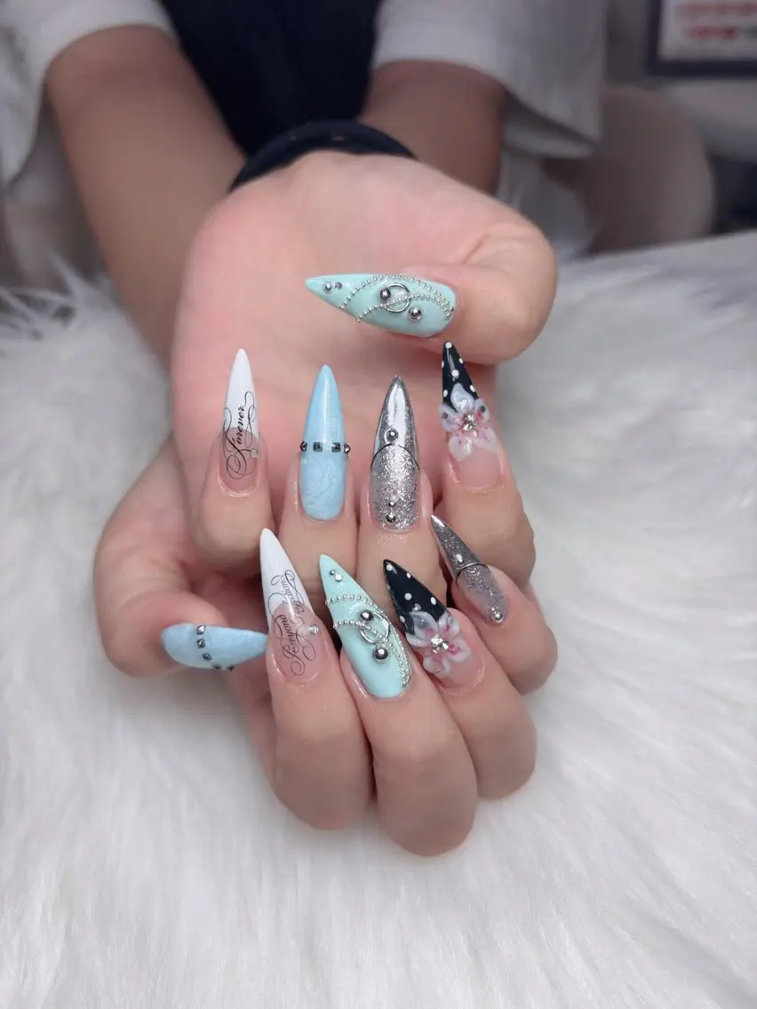 ネイル ハンドネイル Swan Nail Salonのネイルデザイン