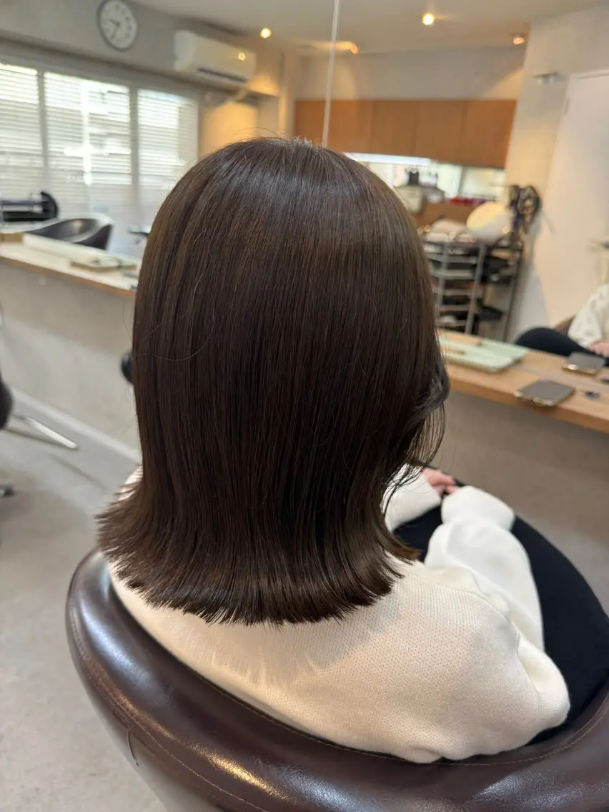 【人気No.2✨】垢抜け透明感カラー+似合わせカット🫧トリートメント付きの写真