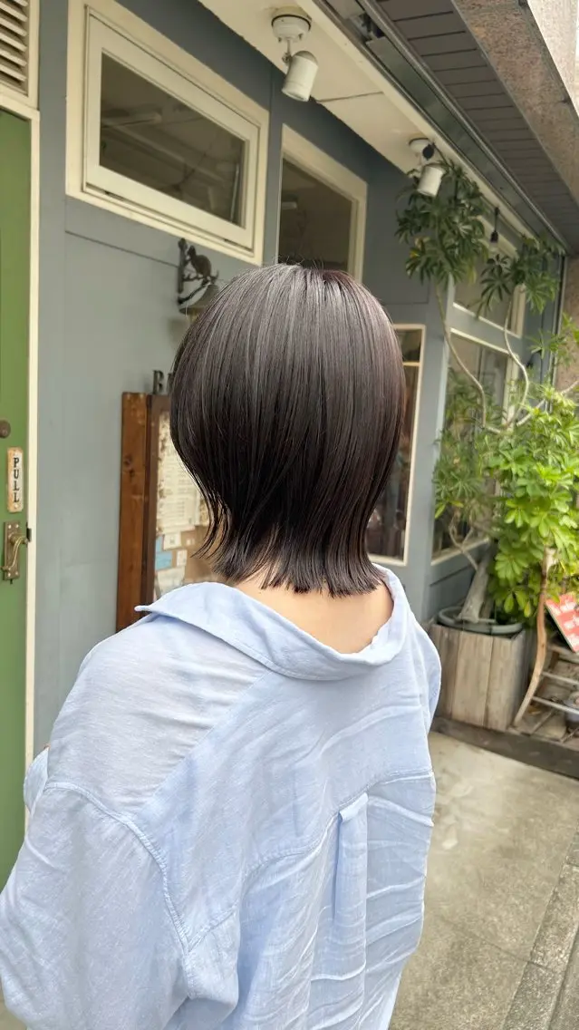 ショート カラー ブラウンカラー グレージュ ラベンダーカラー モカブラウン カット ヘアカラー トリートメント ヘッドスパ BRITS 渡辺 菜々子のヘアスタイル
