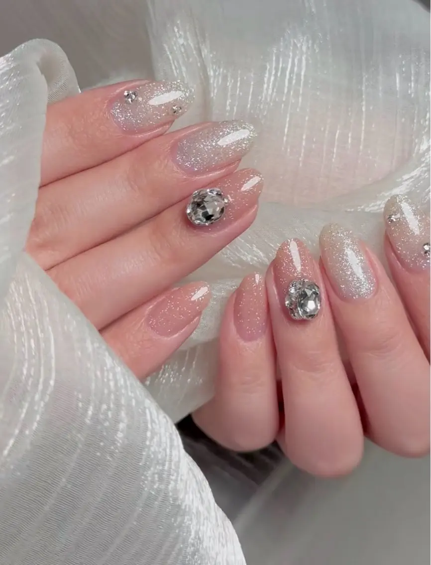 ネイル アートネイル ジェルネイル キラキラネイル 韓国ネイル オフィスネイル DAISY_NAIL 【フィルイン専門店】のネイルデザイン