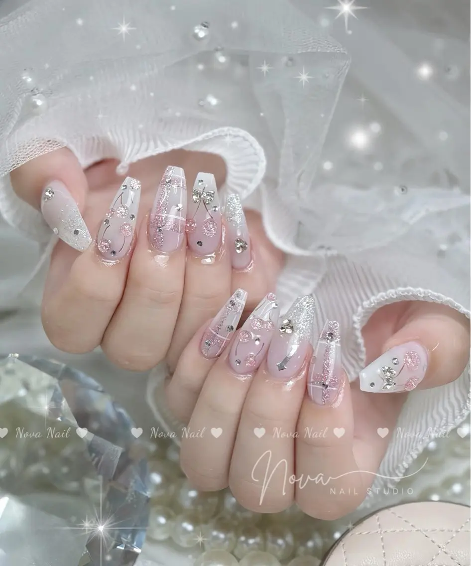 ネイル ハンドネイル ハンドケア Kitty Nail Novaのネイルデザイン