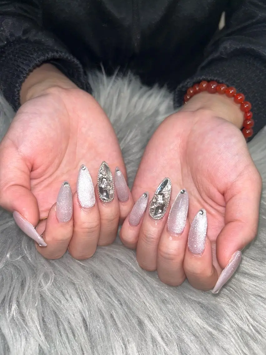 ネイル Hauʻoli nail 🤍のネイルデザイン