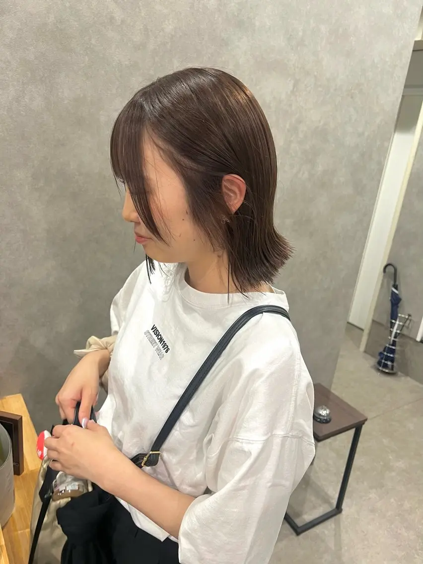 ショート カラー ブラウンカラー ココアブラウン ボブ 外ハネヘア カット ヘアカラー トリートメント 🎀🕊RION 🩰のヘアスタイル