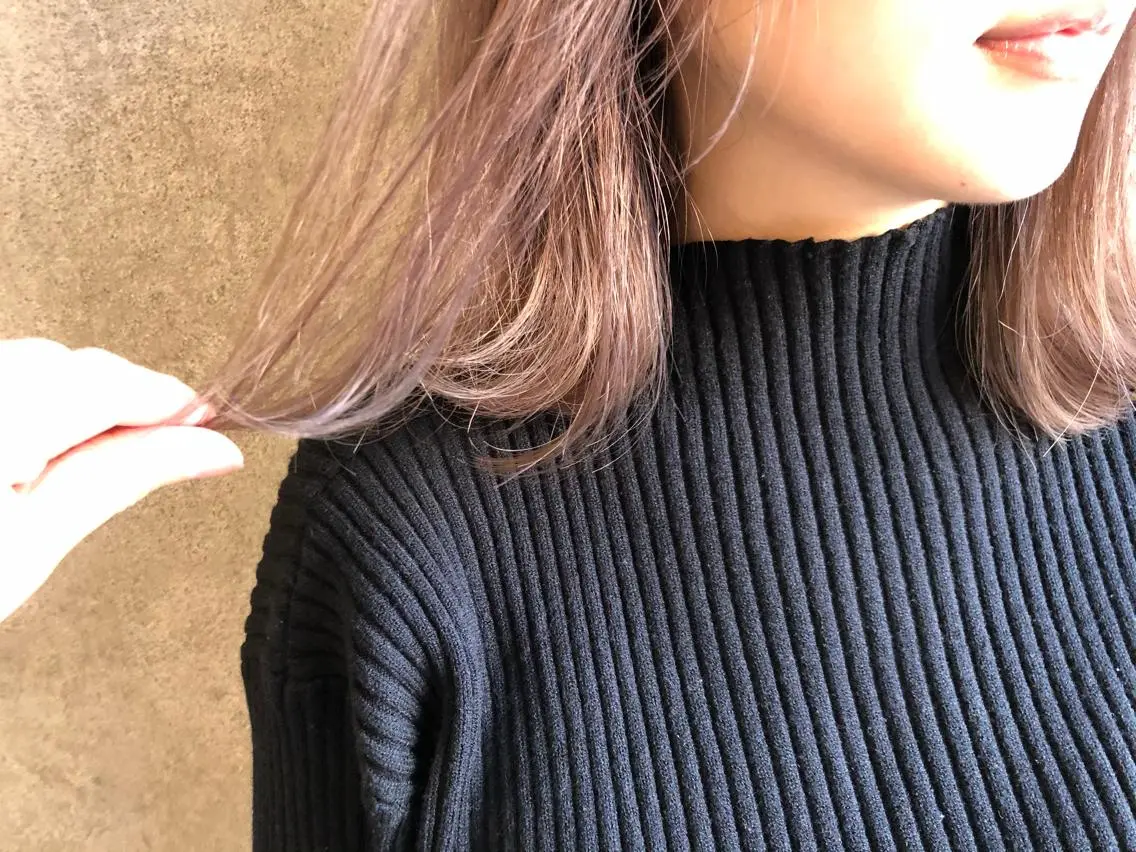 ミディアム カラー 顔周りレイヤーカット ブリーチminamiのヘアスタイル