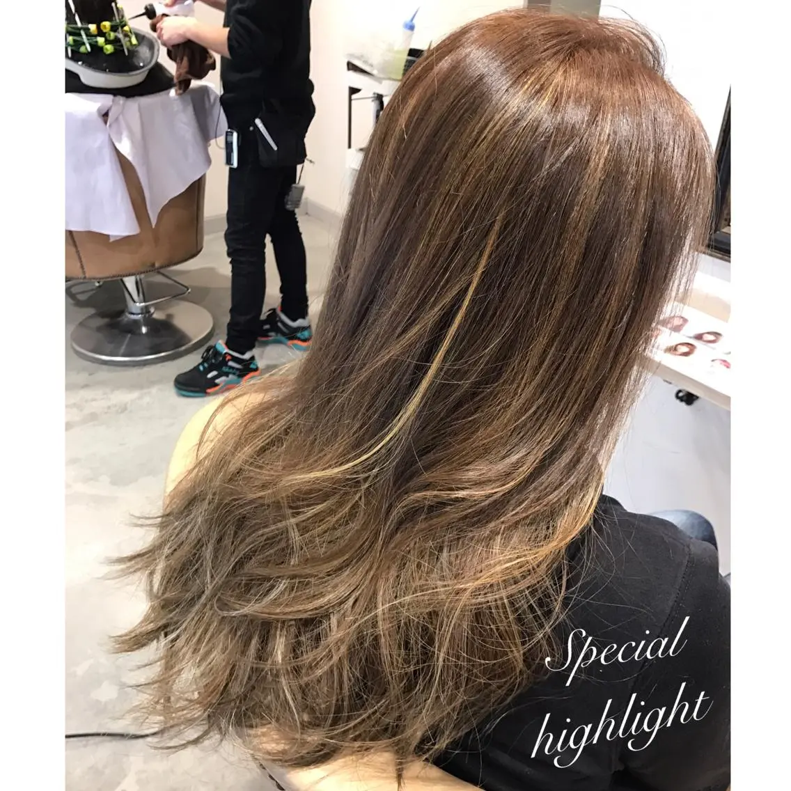 セミロング カラー パーマ ヘアアレンジ 韓国♡ハイライト ♡YURIのヘアスタイル