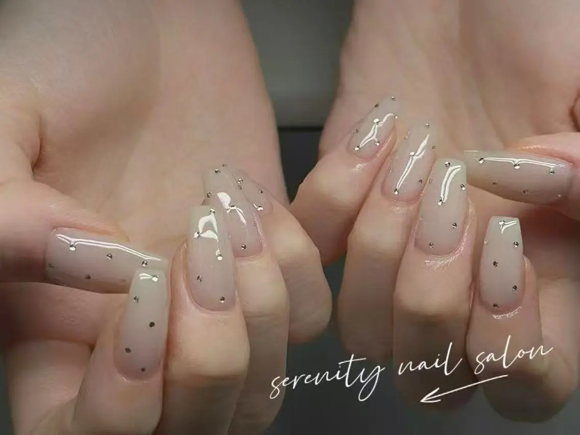 ネイル 長さ出し 持ち込み ワンホンネイル ハンドネイル ハンドケア 🌻ハサミ ✂️のネイルデザイン