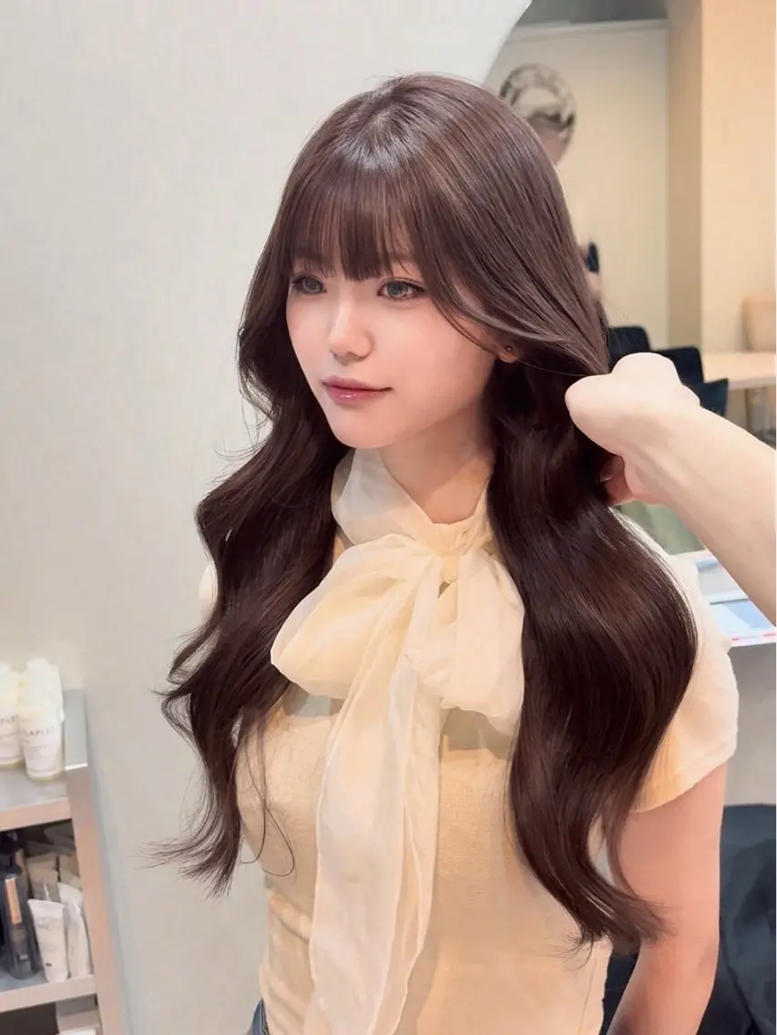 ロング カラー ブリーチ ブラウンカラー 透明感カラー モカブラウン ブリーチなしカラー ヘアカラー 艶感カラー 🩵レイヤー/紫音のヘアスタイル