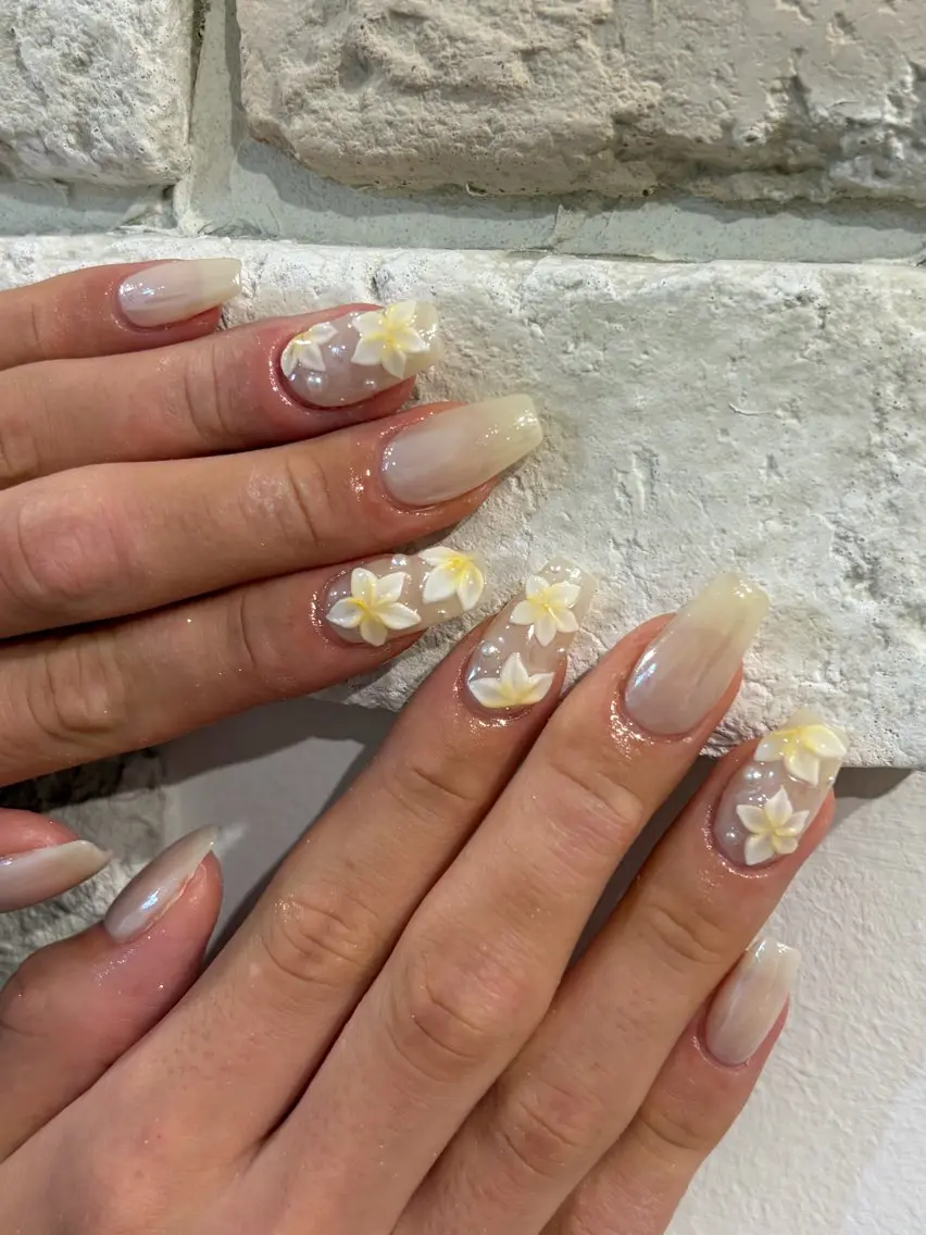 ネイル Salondevi2 isanaのネイルデザイン