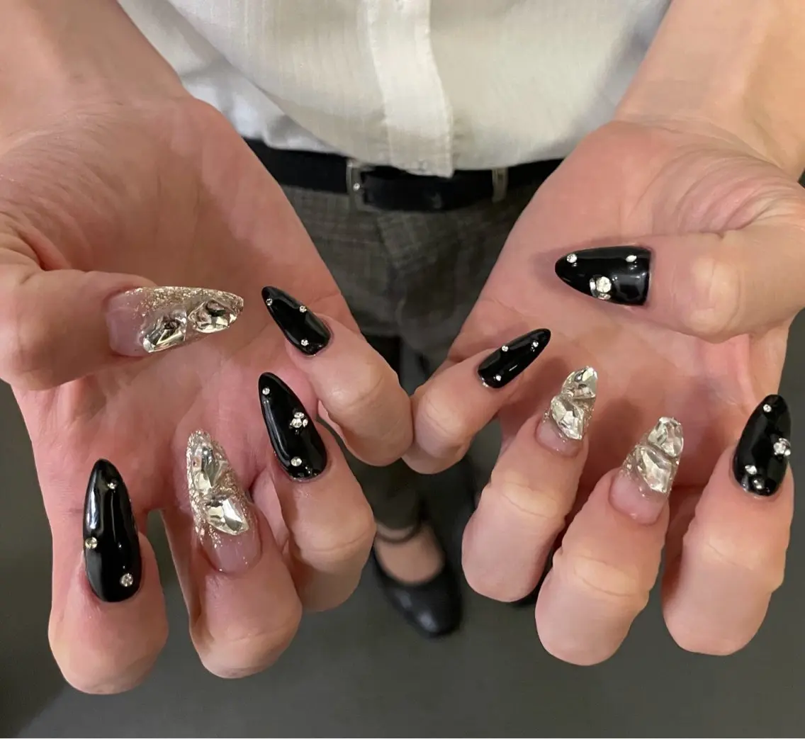 ネイル ハンドネイル ハンドケア 🍑 momo_nailのネイルデザイン