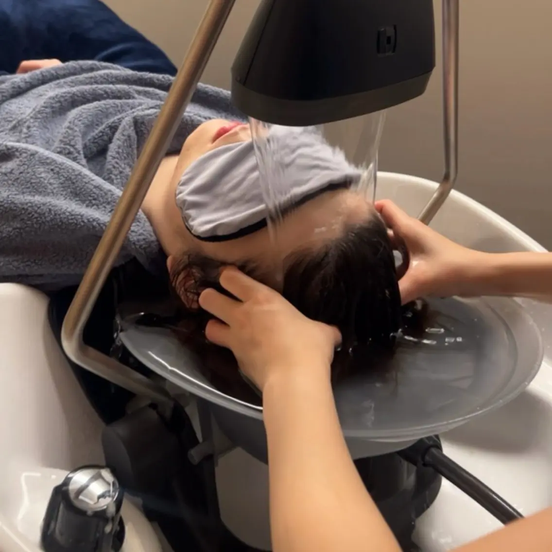 ヘッドスパ 頭身浴ヘッドスパ/艶 カラー/kokonaのエステ・リラクイメージ