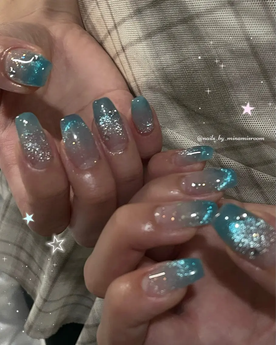 ネイル ハンドネイル フットネイル 志賀 美南のネイルデザイン