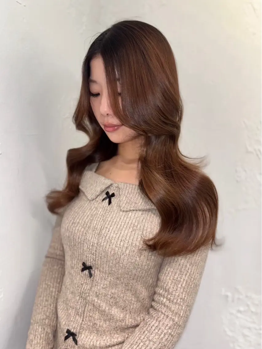 ロング トリートメント ヘアカラー 髪質改善ELSA元町 城内譲のヘアスタイル