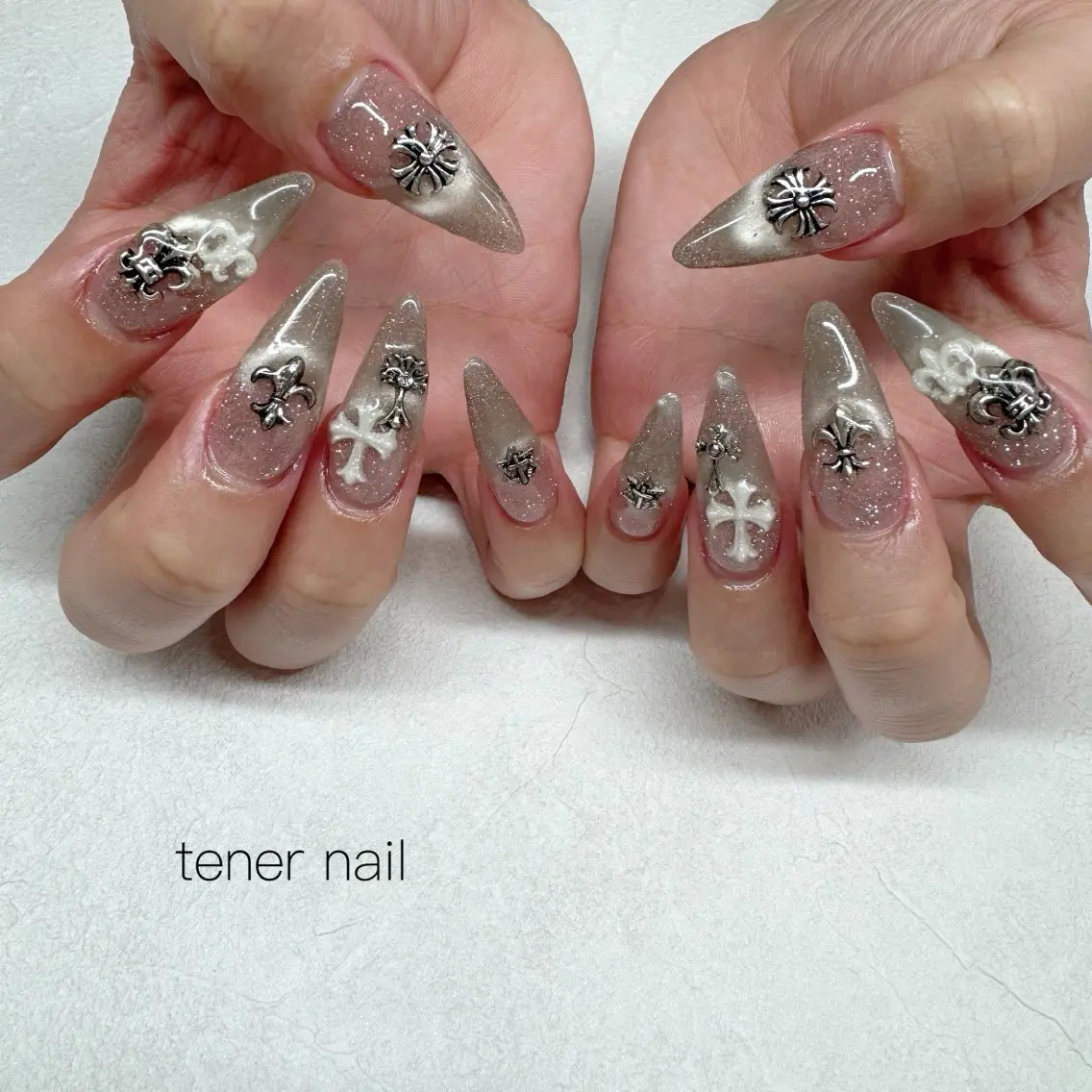 ネイル フラッシュネイル グラデーション ラメ(グリッター) マグネットネイル ハンドネイル テネルネイル tener nailのネイルデザイン