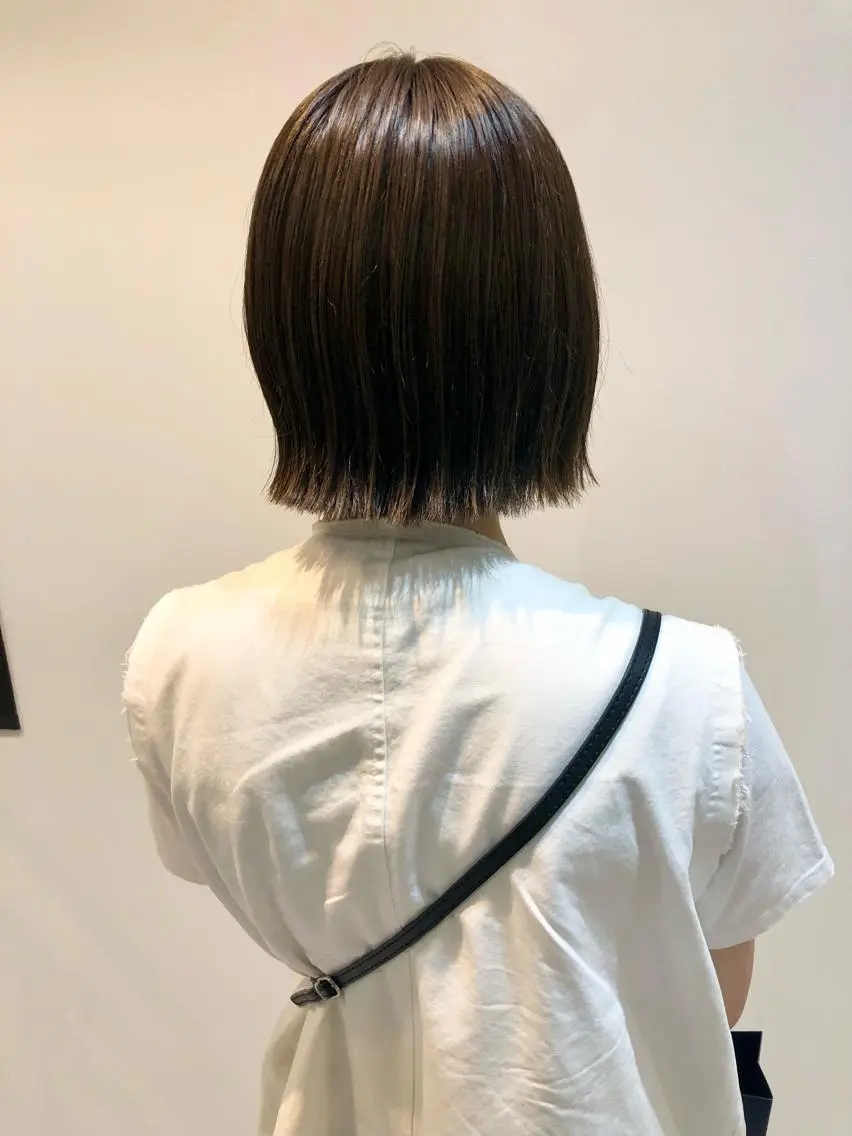 うる艶ストレート＋超音波★TR＋カットの写真