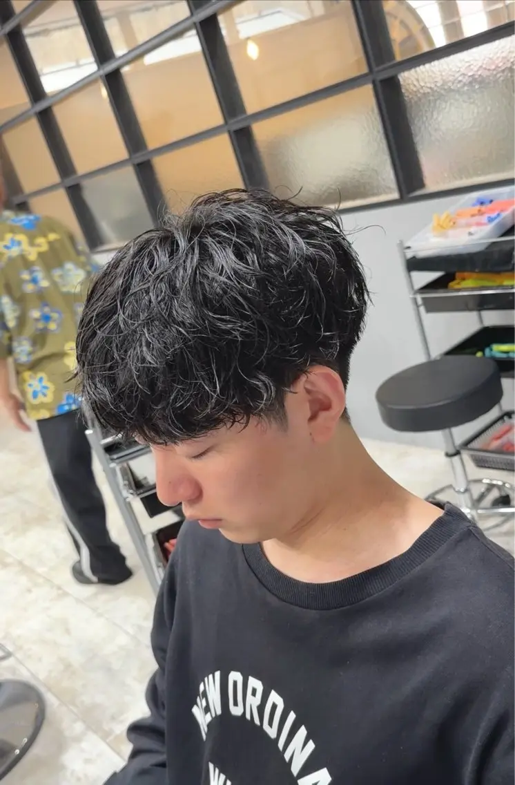 パーマ メンズ マッシュ 刈り上げ カット パーマ Miyabi.💋 ABEYLEVRAIのヘアスタイル