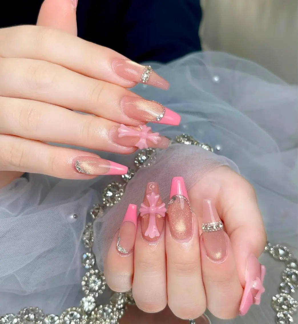 ネイル オーロラネイル チークネイル フラッシュネイル フレンチネイル ジェルネイル ハンドネイル Miyu Nail Nambaのネイルデザイン