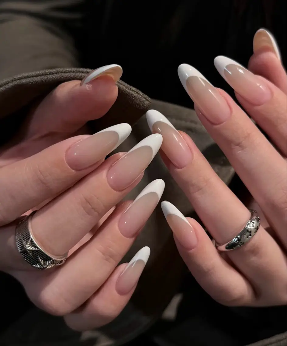 メンズ ネイル メンズ韓国風 オーロラネイル チークネイル 長さ出し フレンチネイル ハンドネイル NEW NAIL 池袋のネイルデザイン