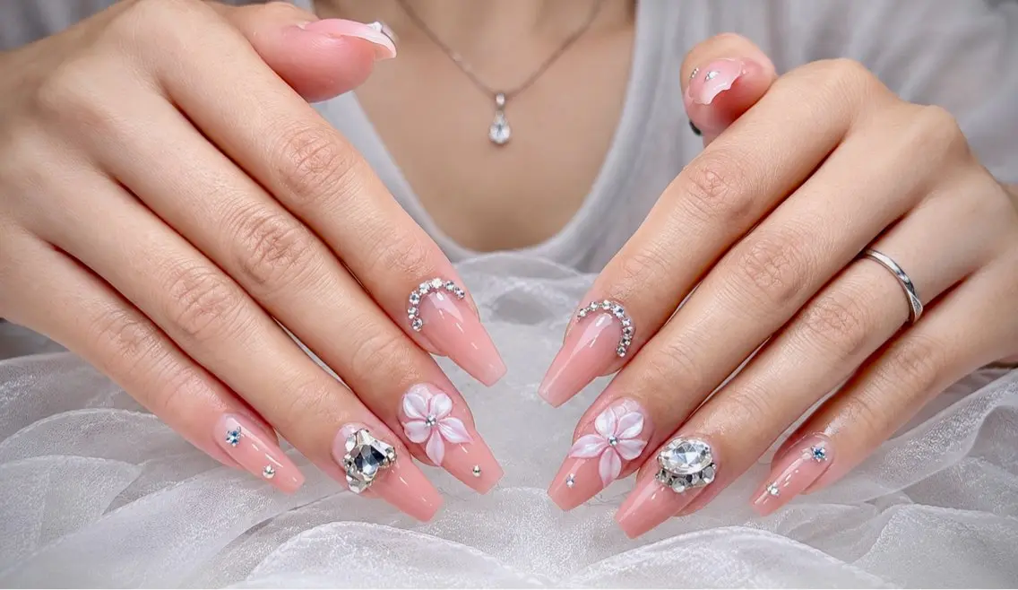 ネイル アートネイル フラワーネイル ジェルネイル ラメ(グリッター) ピンク Michan Nailのその他イメージ
