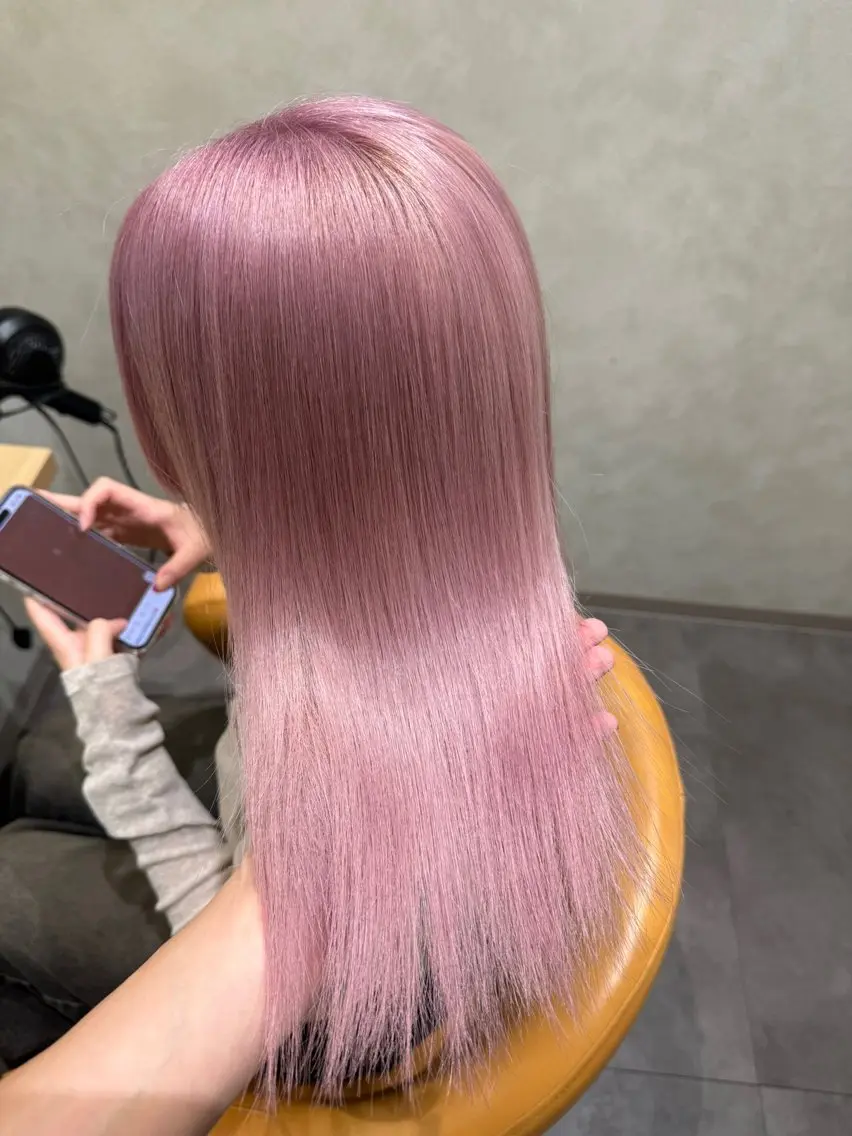 ミディアム ヘアカラー トリートメント 🤍札幌ハイトーン 🤍シンゴのヘアスタイル
