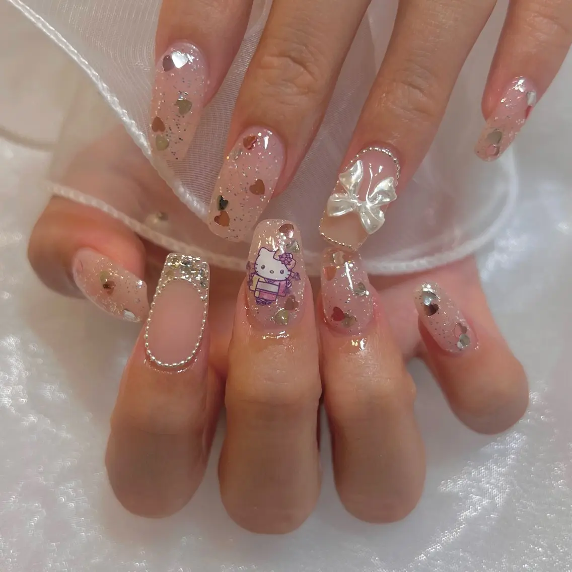 ネイル 持ち込み ハンドネイル ＬａＬｕｎａ🌙 Natsukiのネイルデザイン
