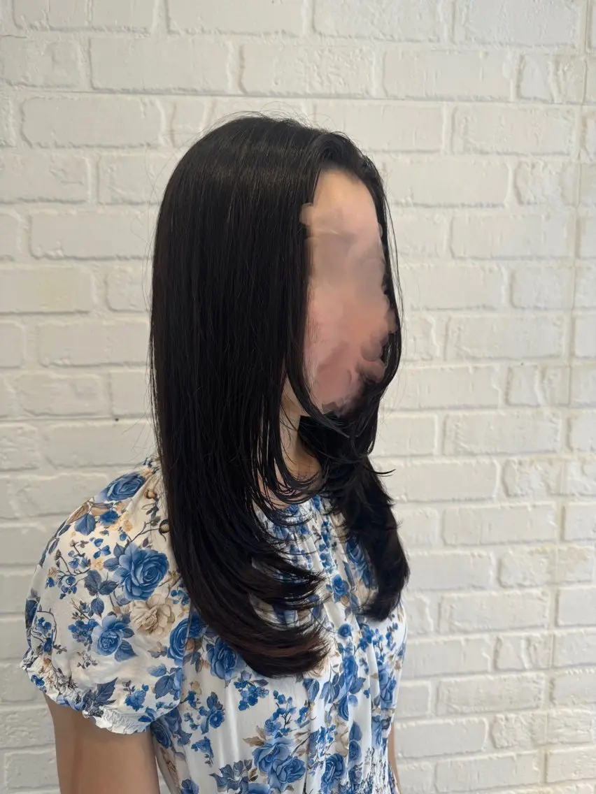 ロング レイヤーカット シャギー カット カラーお任せ下さい ✨️おかだまなみのヘアスタイル