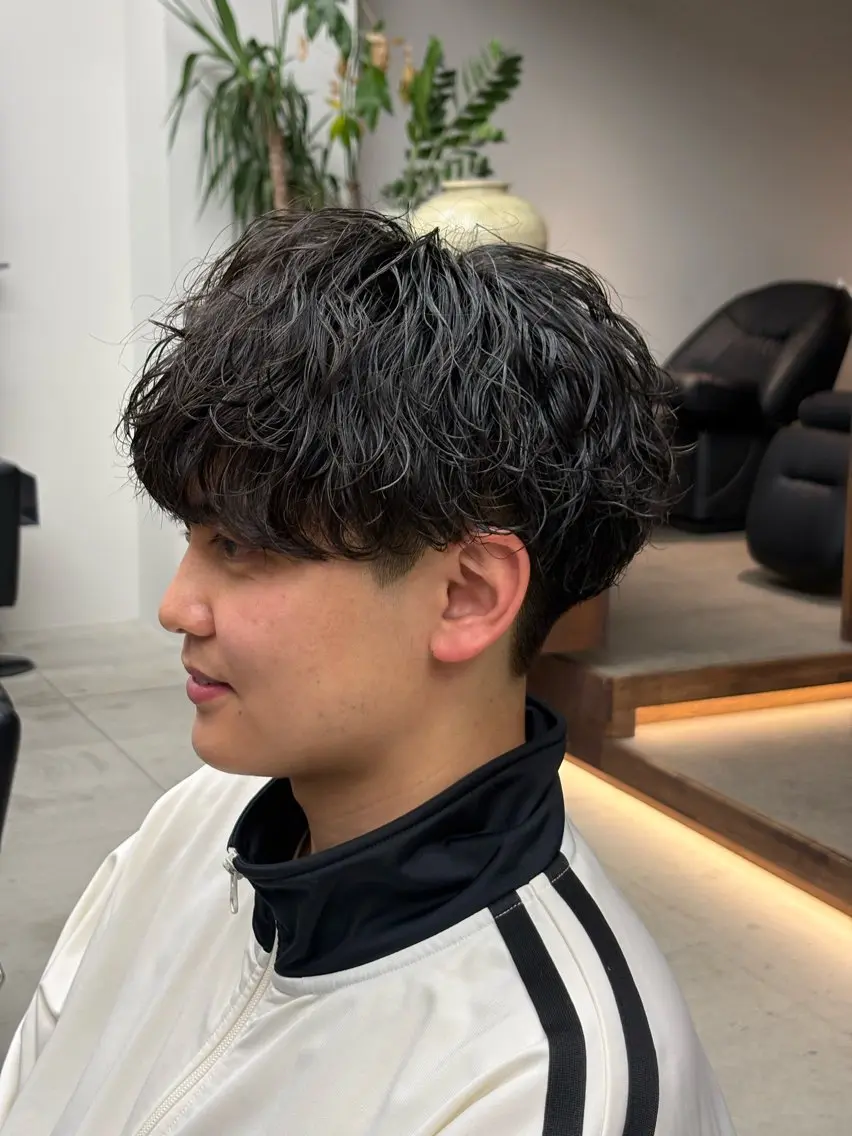 パーマ メンズ メンズパーマ 波巻きパーマ メンズパーマ特化 sayoのヘアスタイル