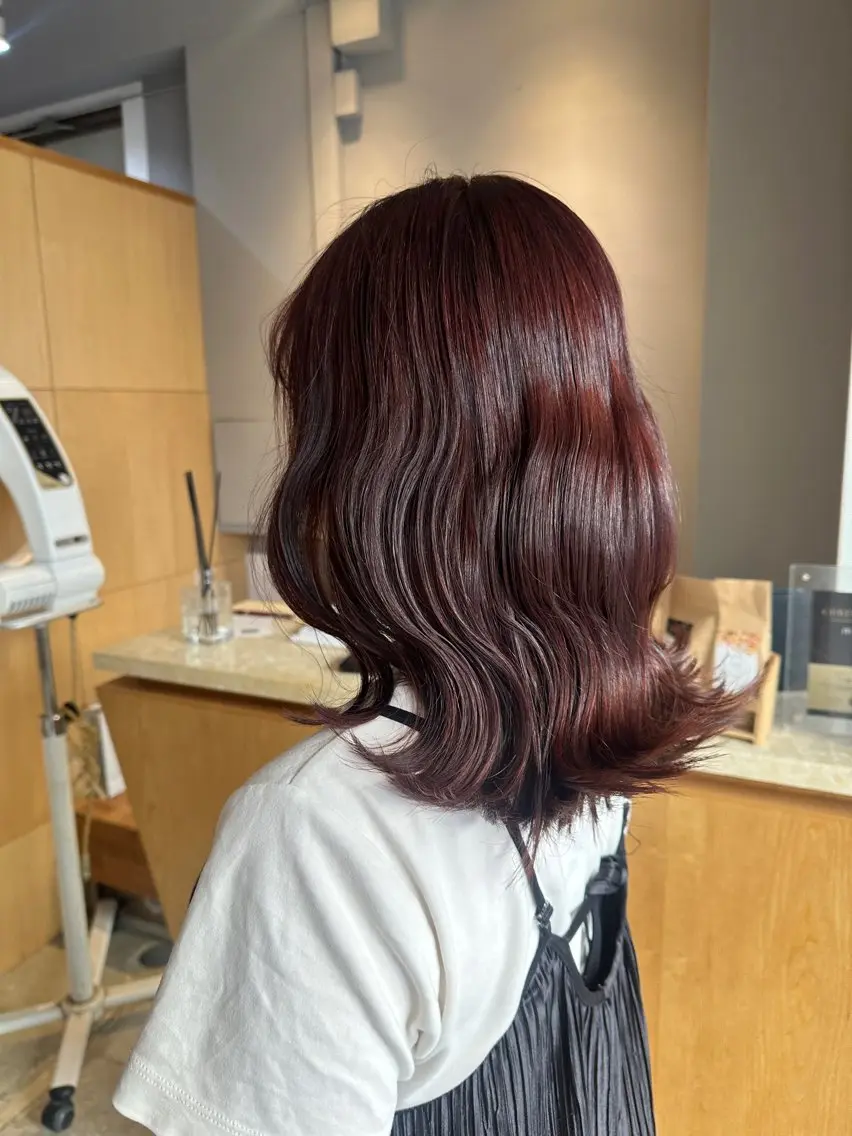 ミディアム ヘアカラー トリートメント miloc MOMOKAのヘアスタイル