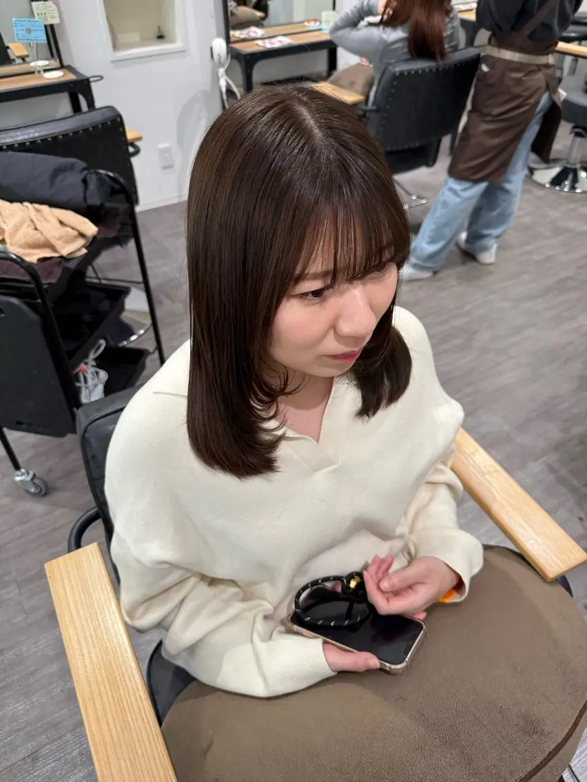 ミディアム カラー レイヤーカット カット ヘアカラー トリートメント 艶髪レイヤー上田 紗也🇰🇷💗のヘアスタイル