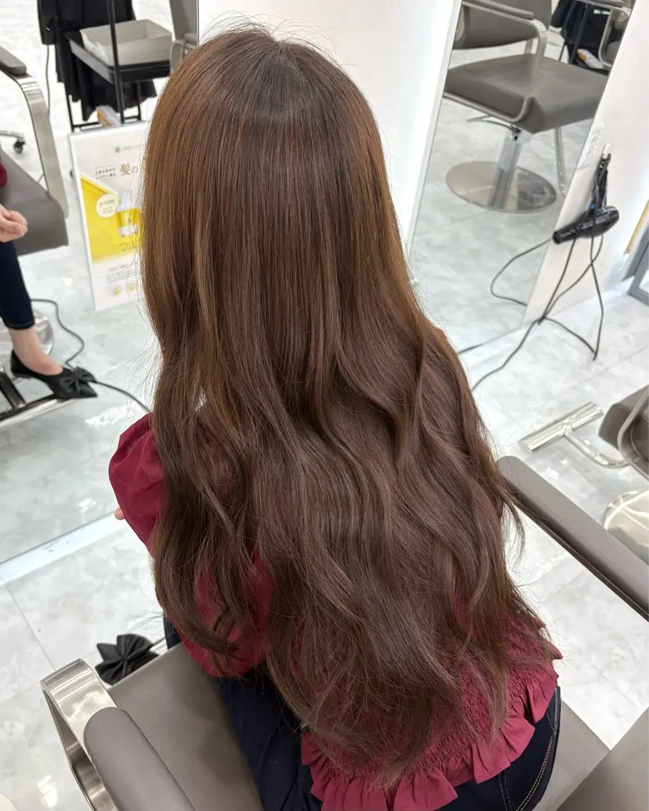 ロング ヘアカラー トリートメント いずみ カラーモデル募集⭐️のヘアスタイル