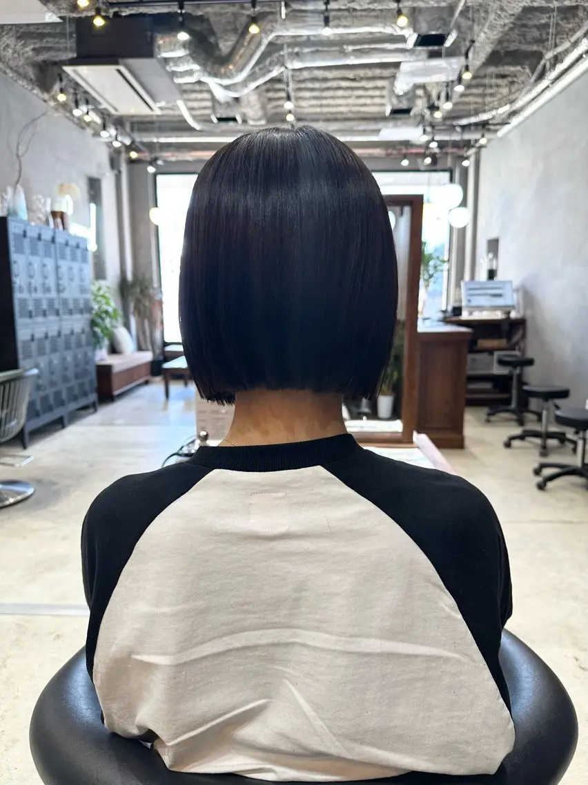 ショート カラー パーマ カット 縮毛矯正 トリートメント 廣瀬双葉 ボブ/ミディアムのヘアスタイル