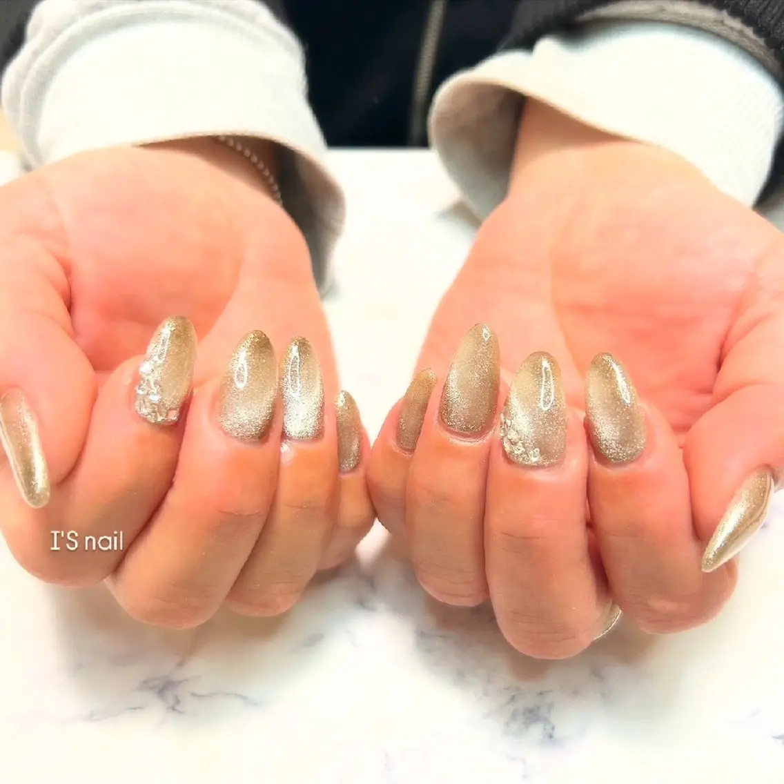 ネイル アートネイル マグネットネイル ストーンネイル I'S nail 佐野のネイルデザイン