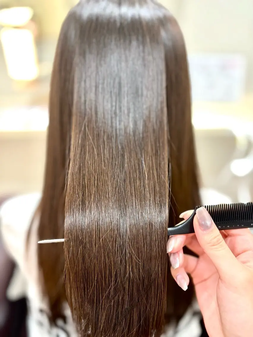 ロング ✮透明感カラー 泉 凜花のヘアスタイル