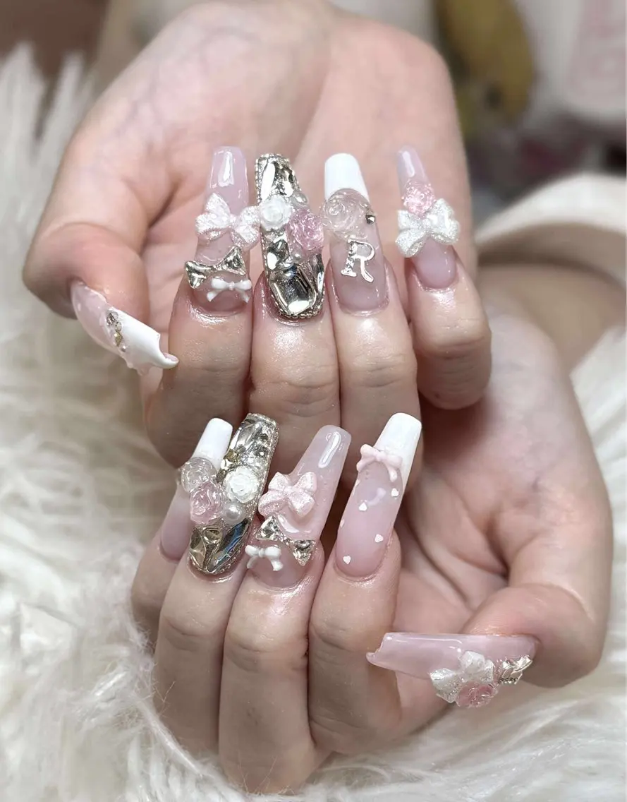 ネイル ハンドネイル ハンドケア Anh Nail 歌舞伎町のネイルデザイン