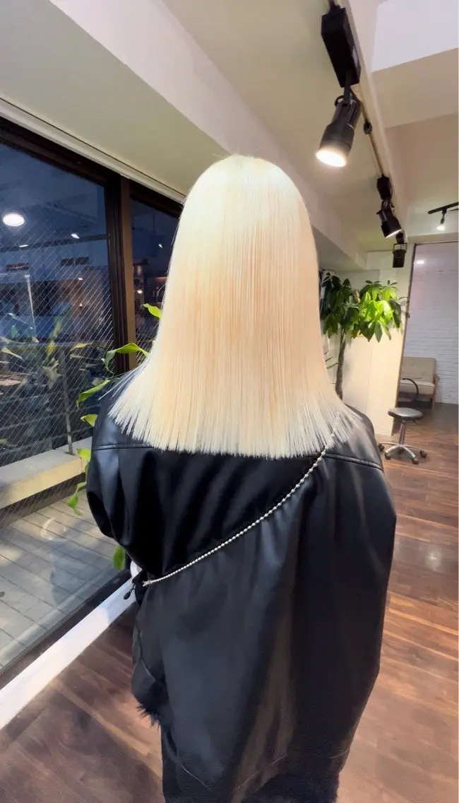 ミディアム カラー 🧡梅田ハイトーン カラー🧡runaのヘアスタイル