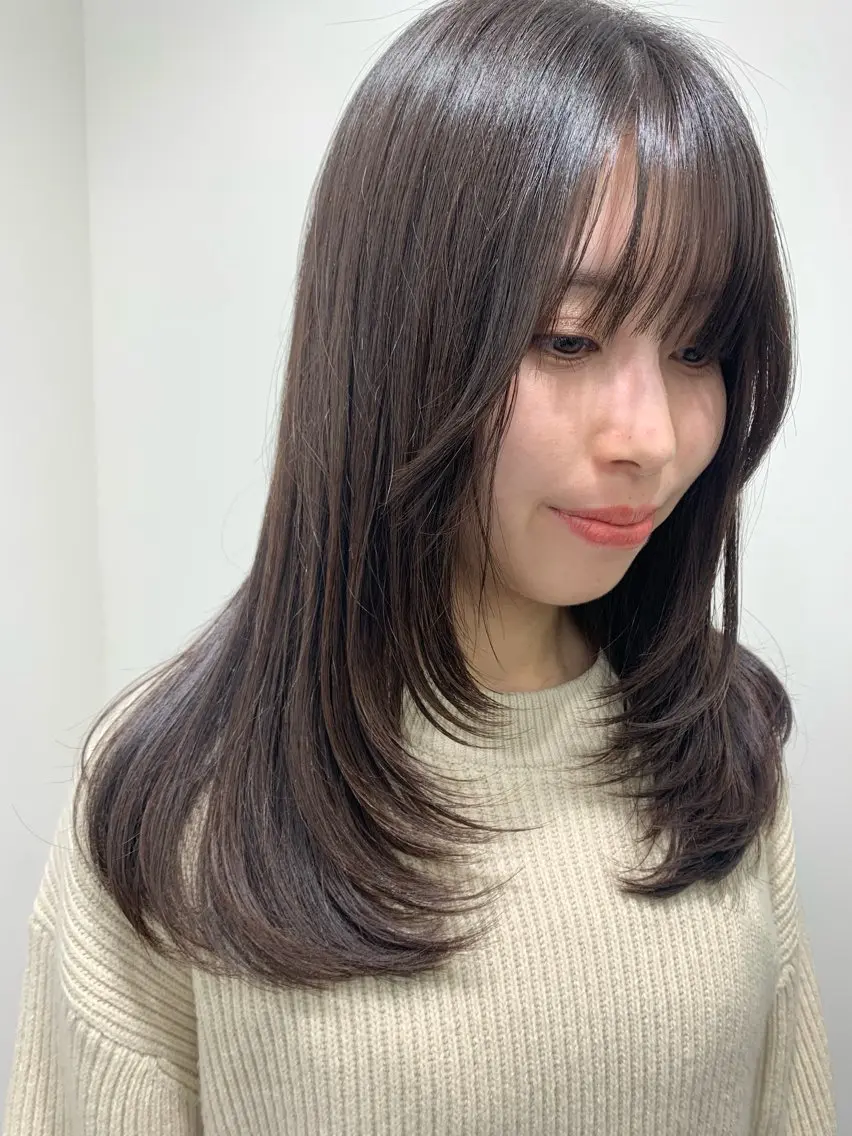 ロング ロングレイヤー レイヤーカット ロング Rina🪄 韓国風レイヤーcutのヘアスタイル
