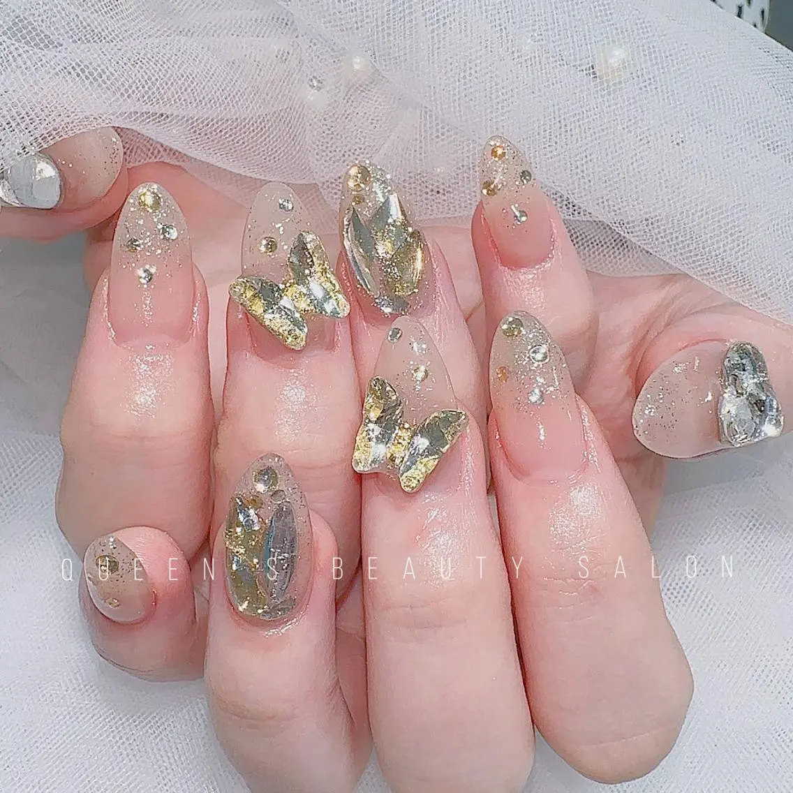 ネイル ハンドネイル Queens マオのネイルデザイン